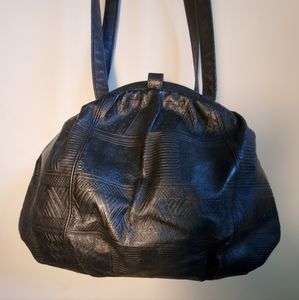 Vintage Ladies Black Shoulder Handbag